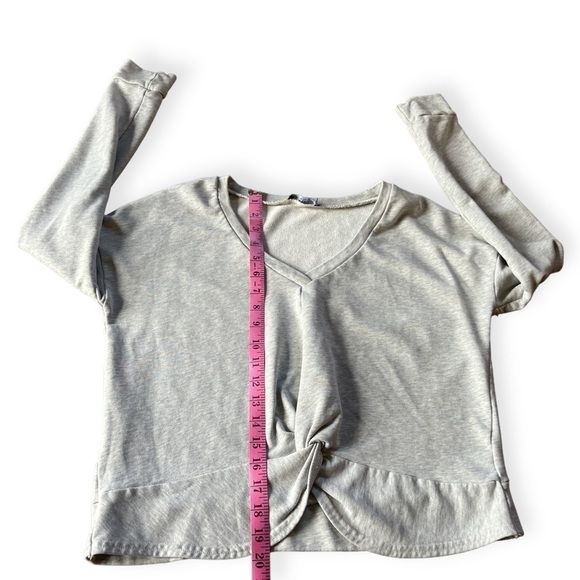 Adeline Women’s Cropped Grey Sweatshirt, Large - Picture 7 of 7